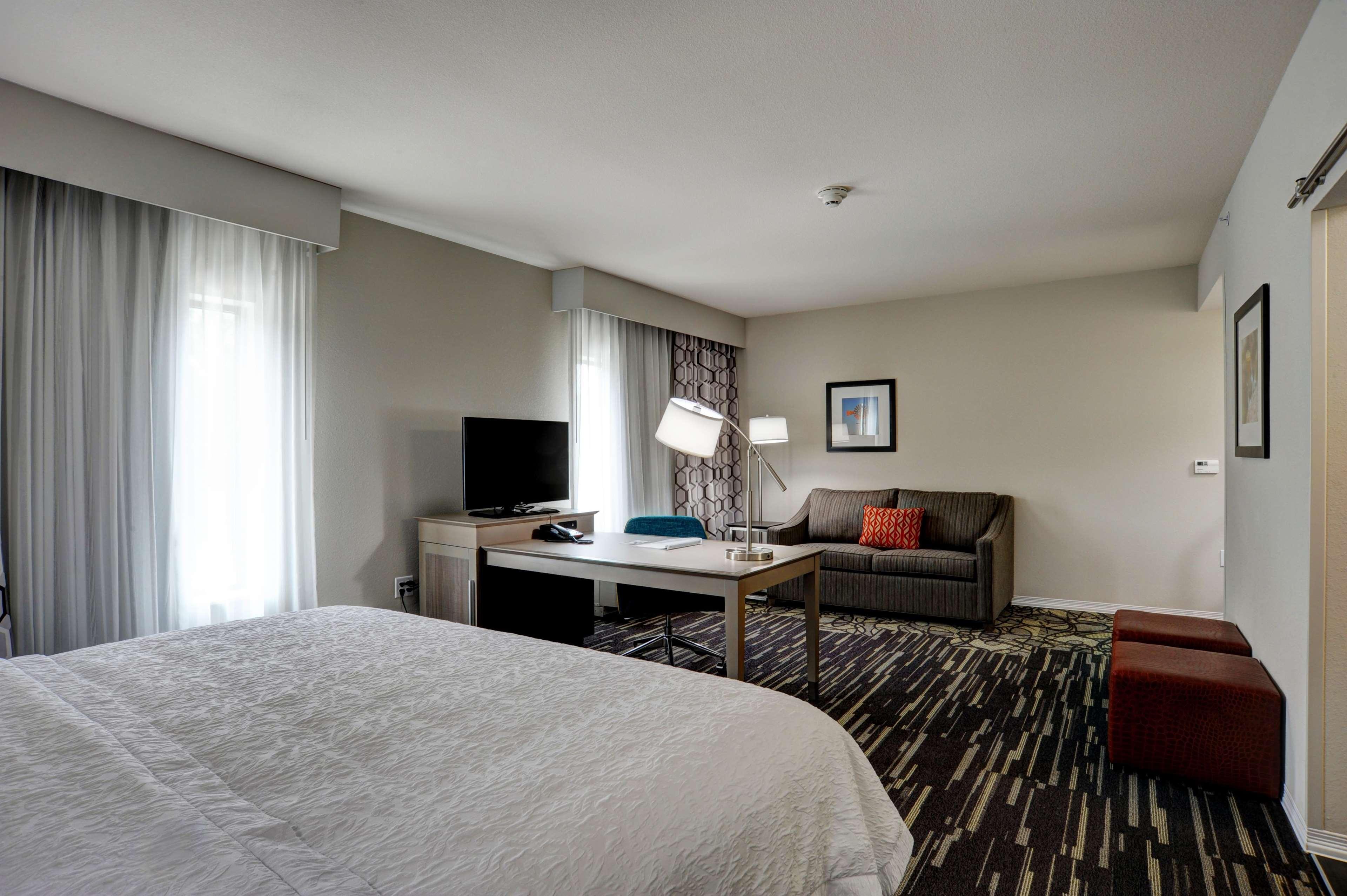 Hampton Inn & Suites Ardmore Εξωτερικό φωτογραφία