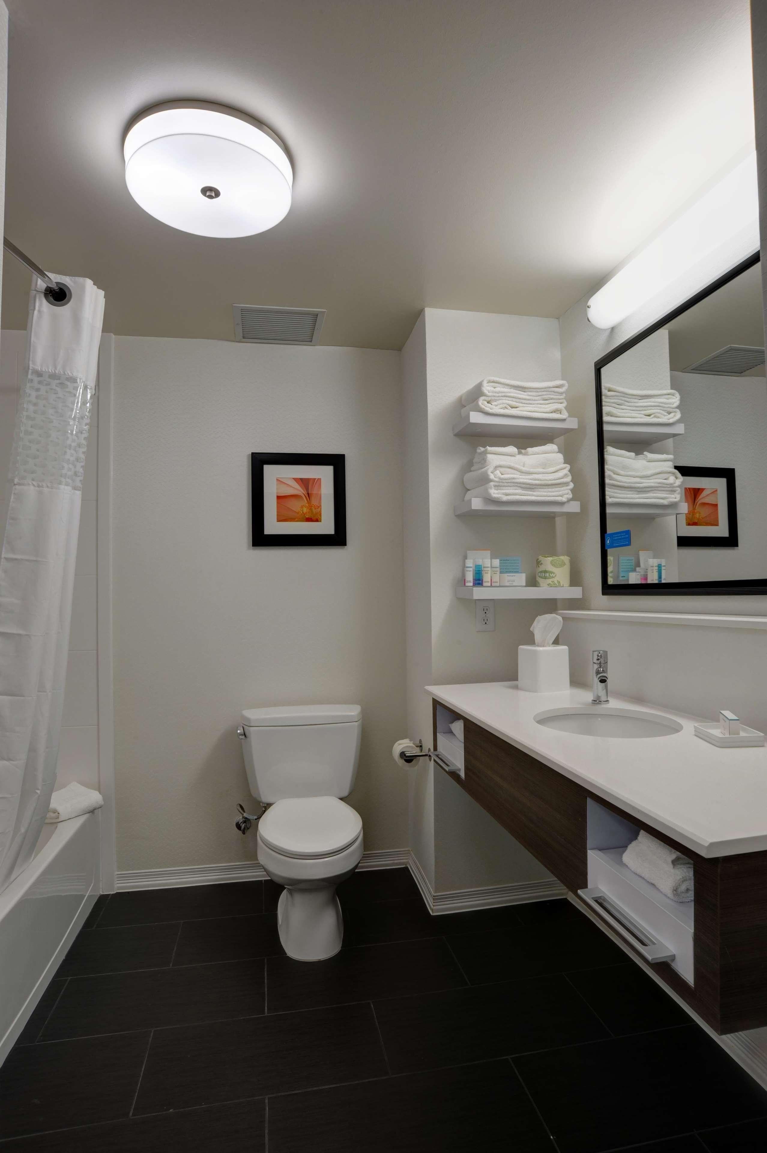 Hampton Inn & Suites Ardmore Εξωτερικό φωτογραφία