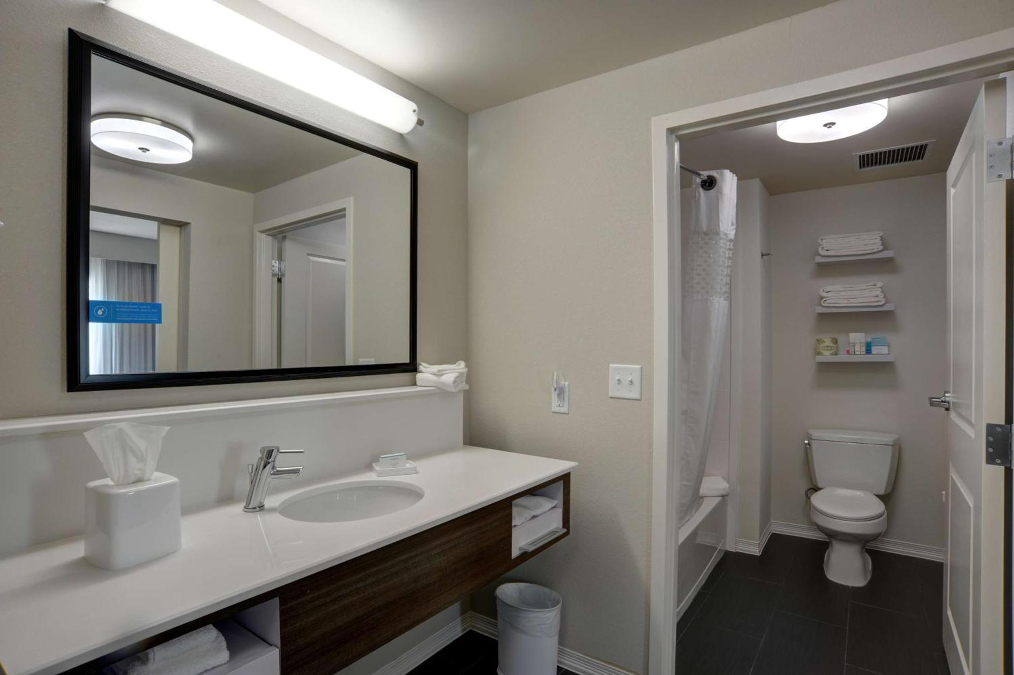 Hampton Inn & Suites Ardmore Εξωτερικό φωτογραφία