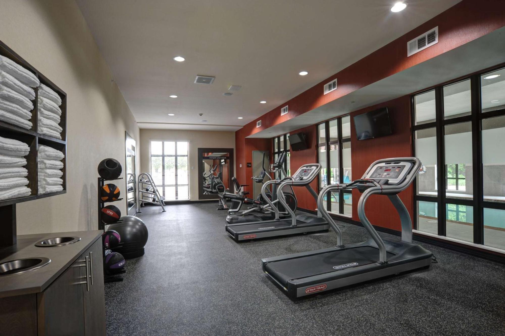 Hampton Inn & Suites Ardmore Εξωτερικό φωτογραφία